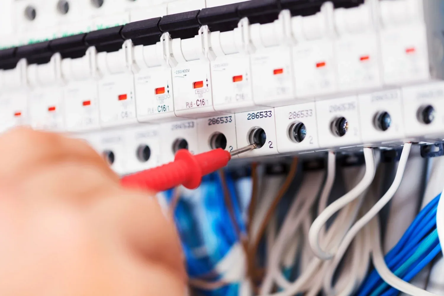 Remplacement de tableau électrique par Fisalec en Haute-Savoie